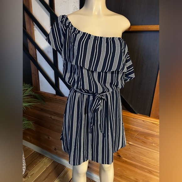She and Sky Navy blue dress with white stripes size L pre loved - Picture 2 of 7